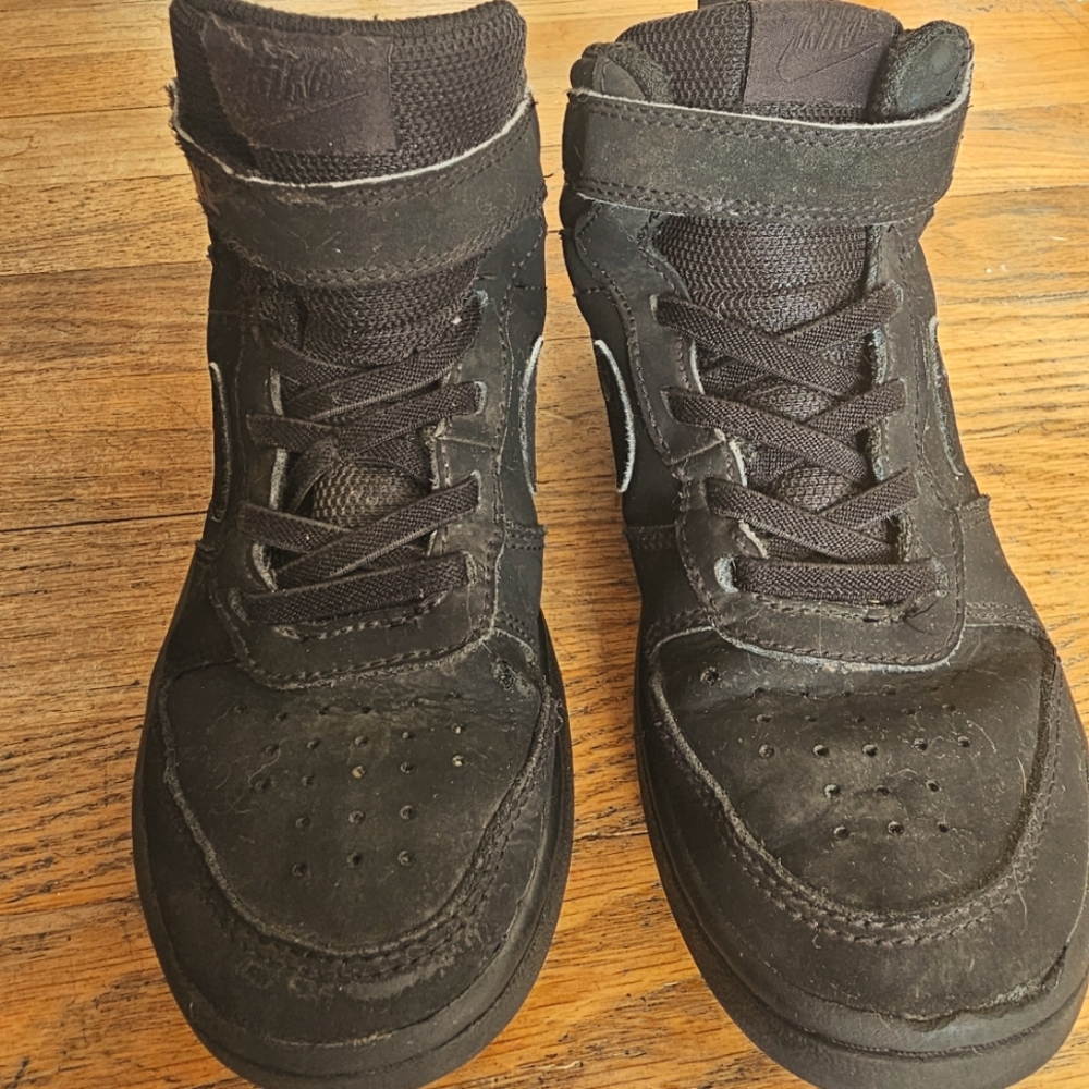 Nike Court Borough Black/Black Mid Hi Trainers 